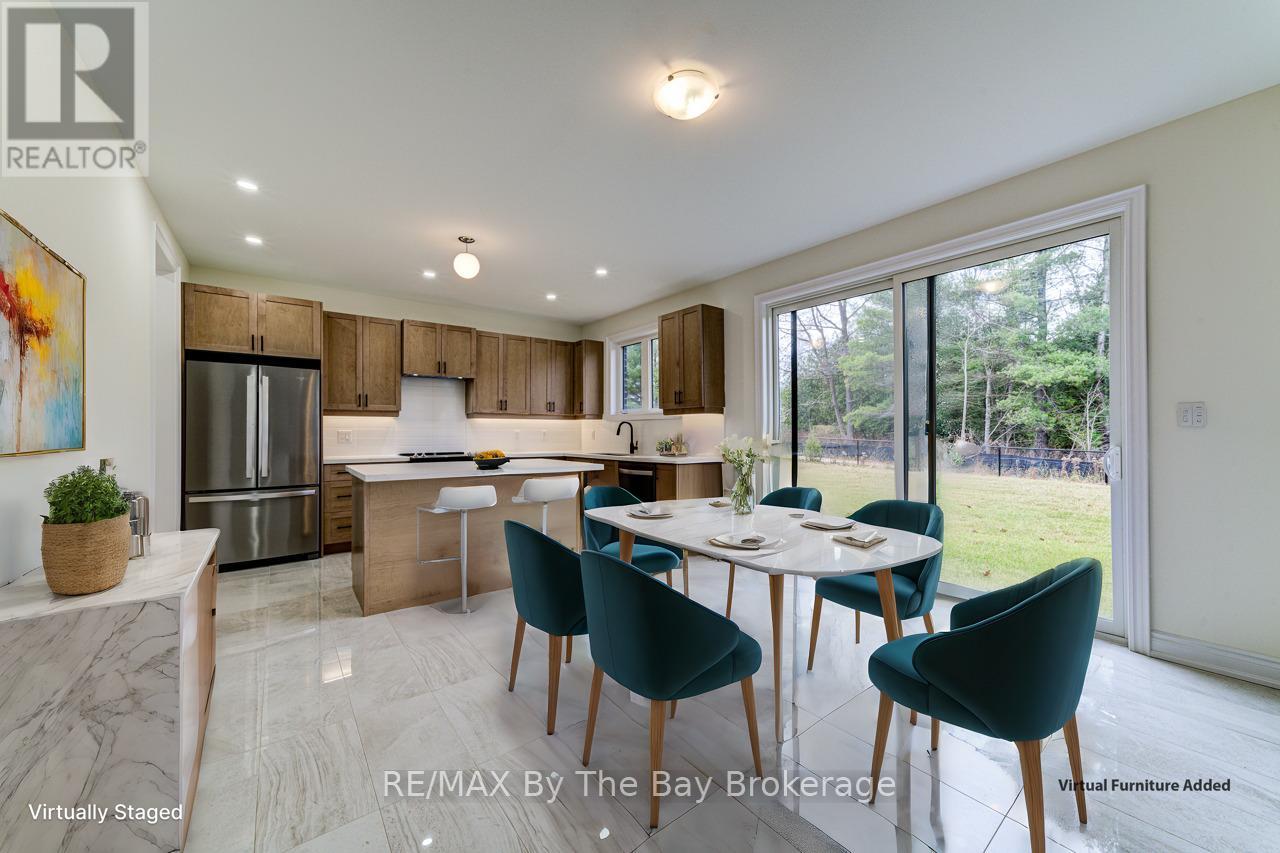 164 Rosanne Circle, Wasaga Beach, Ontario  L9Z 0N1 - Photo 11 - S12546246