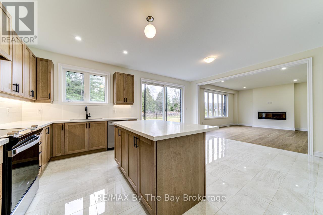 164 Rosanne Circle, Wasaga Beach, Ontario  L9Z 0N1 - Photo 21 - S12546246