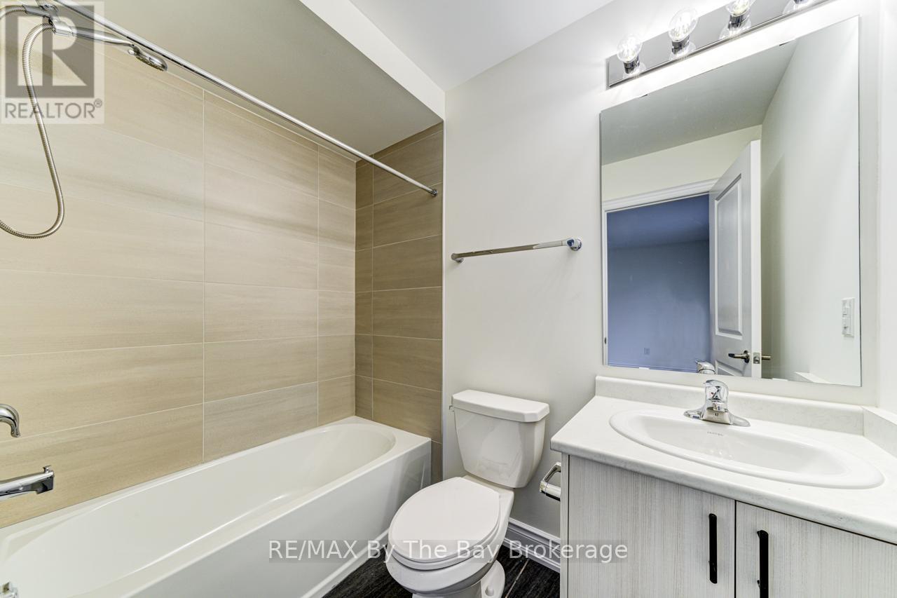 164 Rosanne Circle, Wasaga Beach, Ontario  L9Z 0N1 - Photo 33 - S12546246