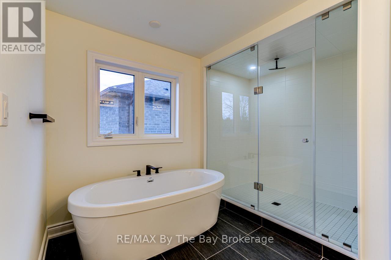 164 Rosanne Circle, Wasaga Beach, Ontario  L9Z 0N1 - Photo 43 - S12546246