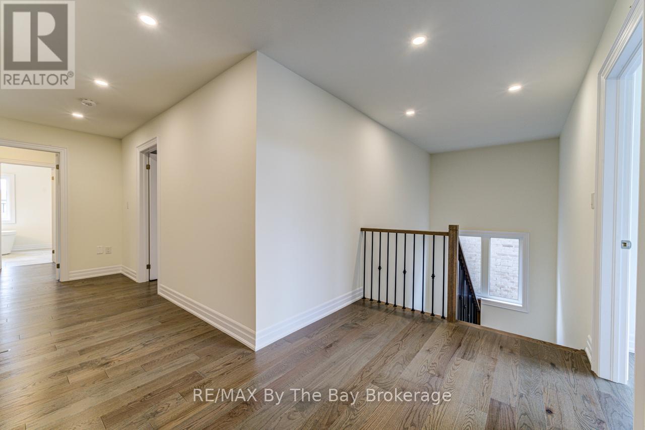 169 Rosanne Circle, Wasaga Beach, Ontario  L9Z 0N1 - Photo 27 - S12546248