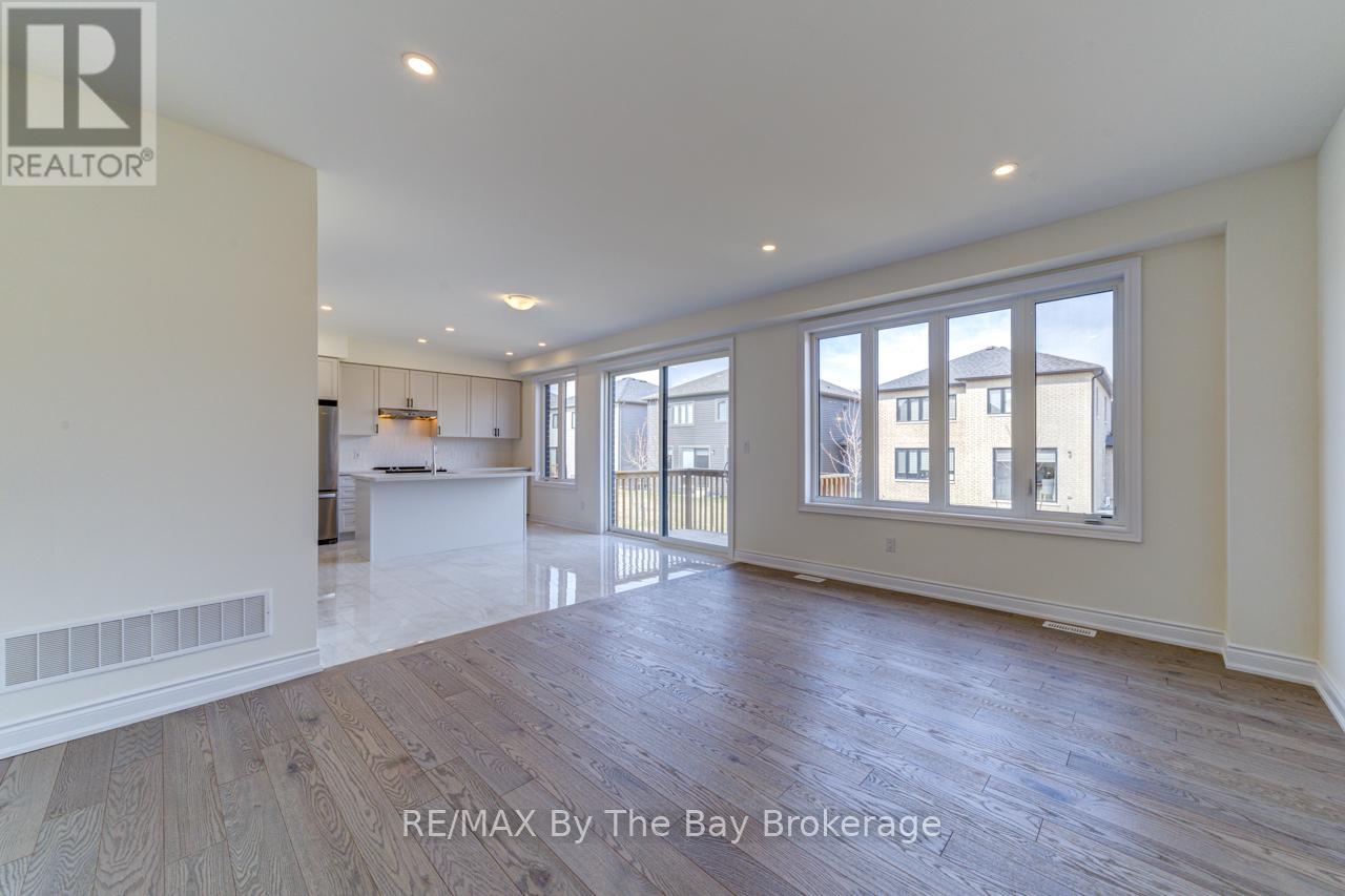 67 Nicort Road, Wasaga Beach, Ontario  L9Z 0N1 - Photo 13 - S12546254