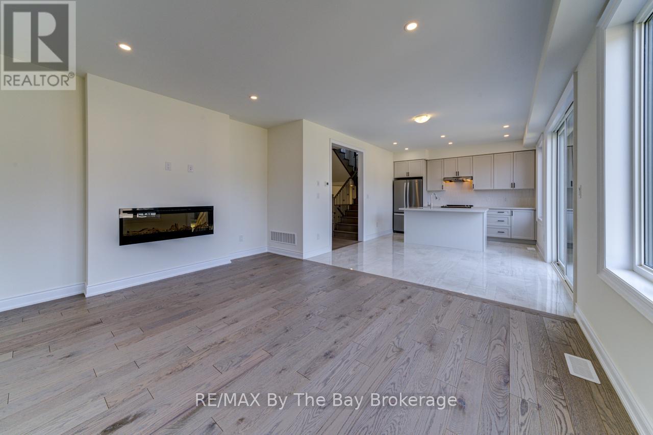 67 Nicort Road, Wasaga Beach, Ontario  L9Z 0N1 - Photo 14 - S12546254