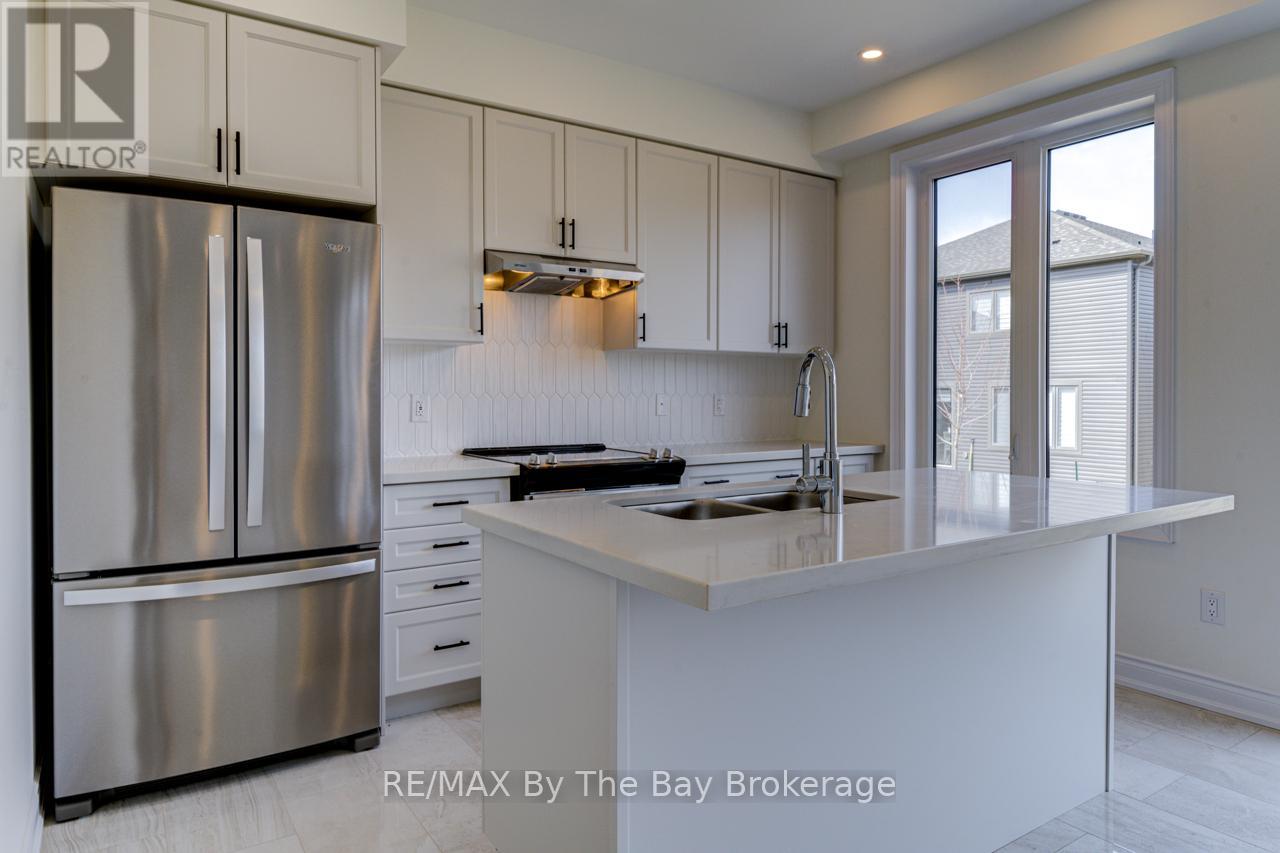 67 Nicort Road, Wasaga Beach, Ontario  L9Z 0N1 - Photo 18 - S12546254