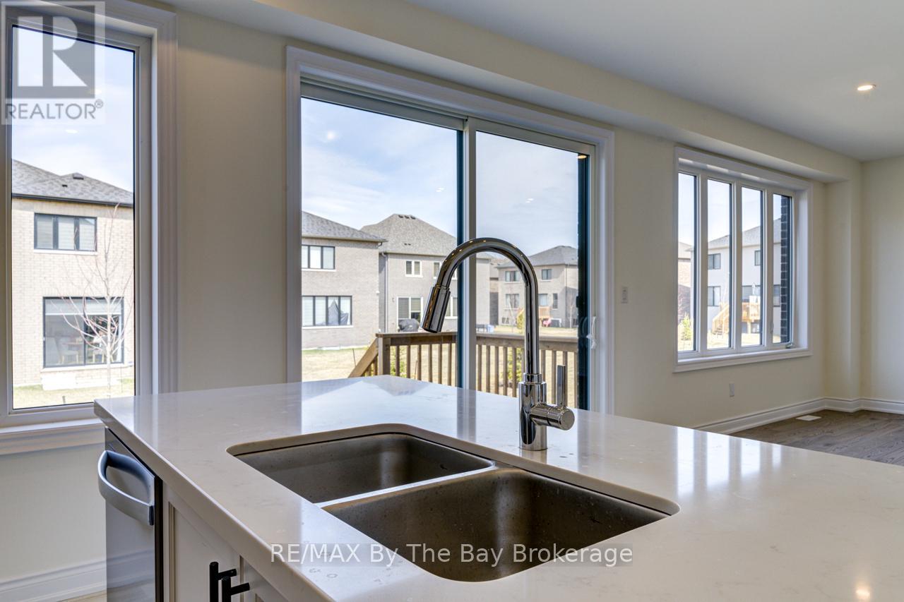 67 Nicort Road, Wasaga Beach, Ontario  L9Z 0N1 - Photo 19 - S12546254