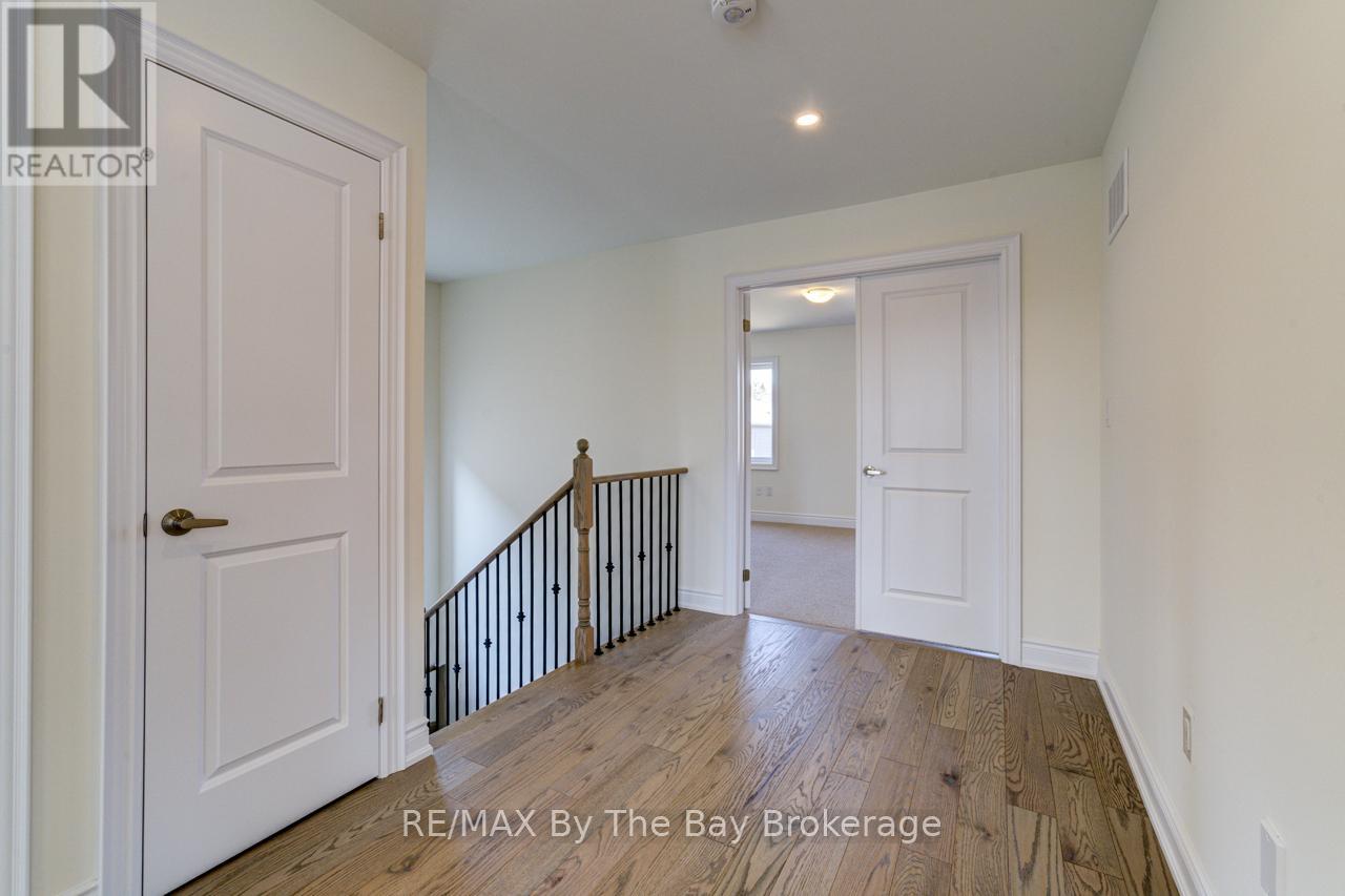 67 Nicort Road, Wasaga Beach, Ontario  L9Z 0N1 - Photo 21 - S12546254