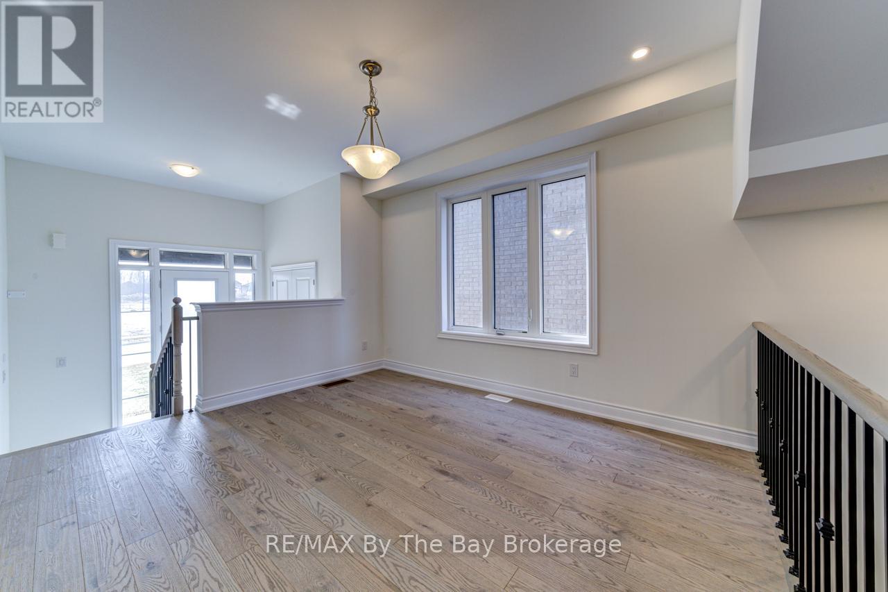 67 Nicort Road, Wasaga Beach, Ontario  L9Z 0N1 - Photo 6 - S12546254