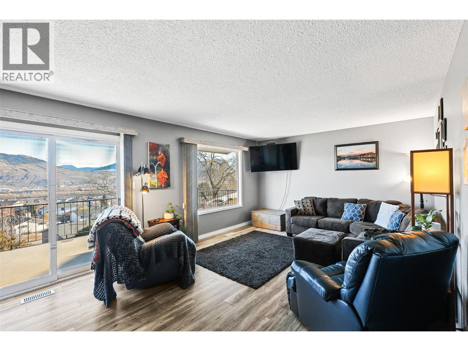 1574 Griffin Terrace, Kamloops, British Columbia  V2B 7R6 - Photo 8 - 10368899