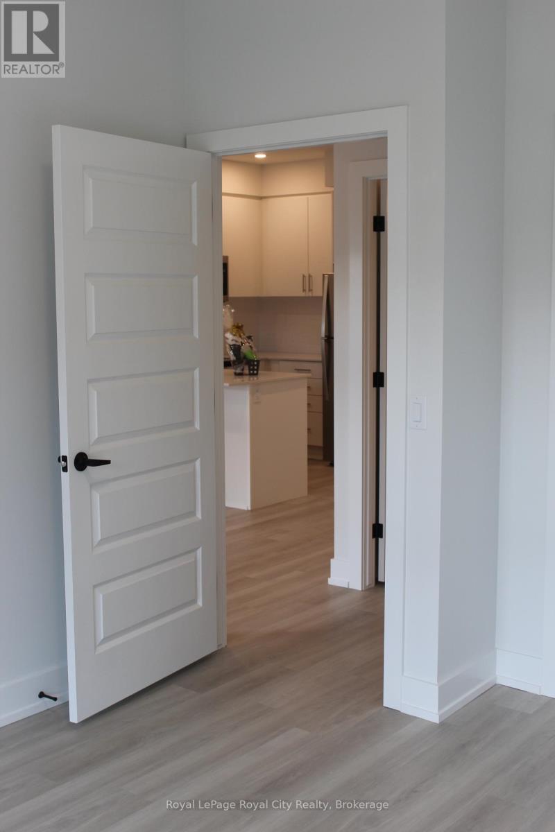 414 - 1100 Lackner Place, Kitchener, Ontario  N2A 0M1 - Photo 10 - X12546278
