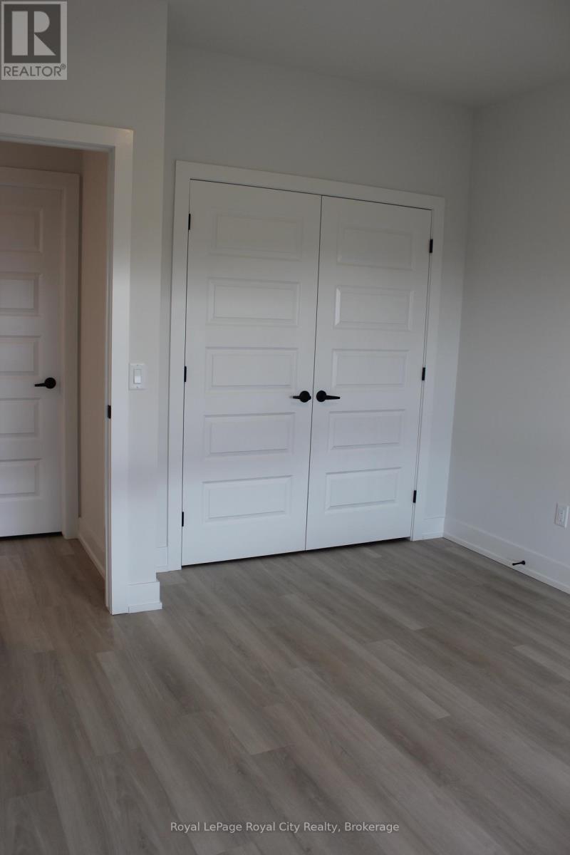 414 - 1100 Lackner Place, Kitchener, Ontario  N2A 0M1 - Photo 9 - X12546278