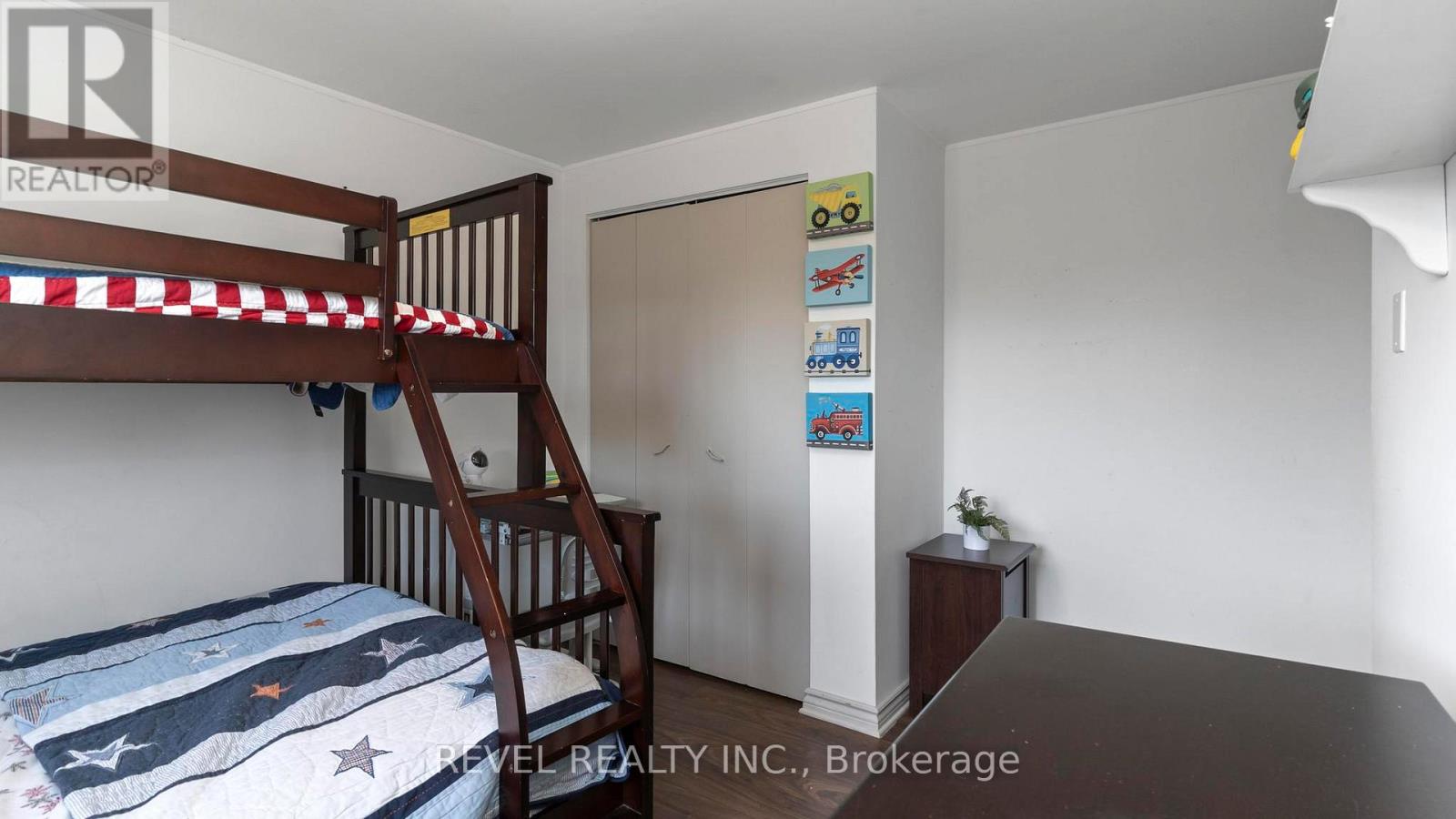 421 Griffith Street, London South, Ontario  N6K 2S3 - Photo 18 - X12546308