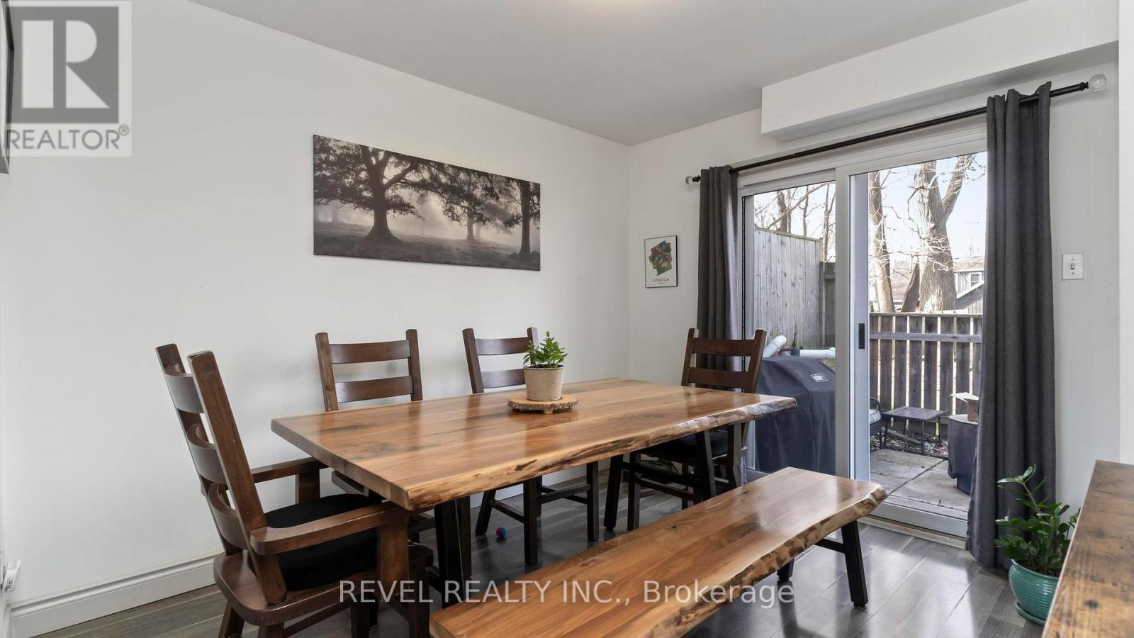 421 Griffith Street, London South, Ontario  N6K 2S3 - Photo 8 - X12546308