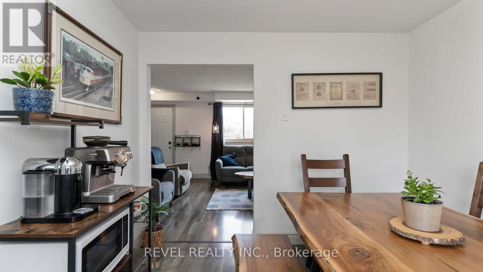 421 Griffith Street, London South, Ontario  N6K 2S3 - Photo 9 - X12546308