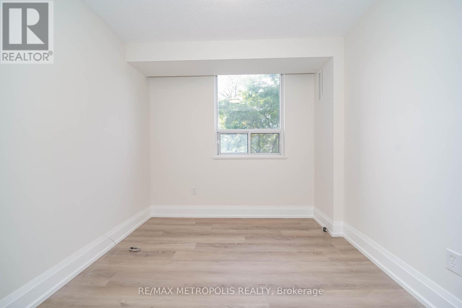 206 - 10 Muirhead Road, Toronto, Ontario  M2J 4P9 - Photo 18 - C12546160