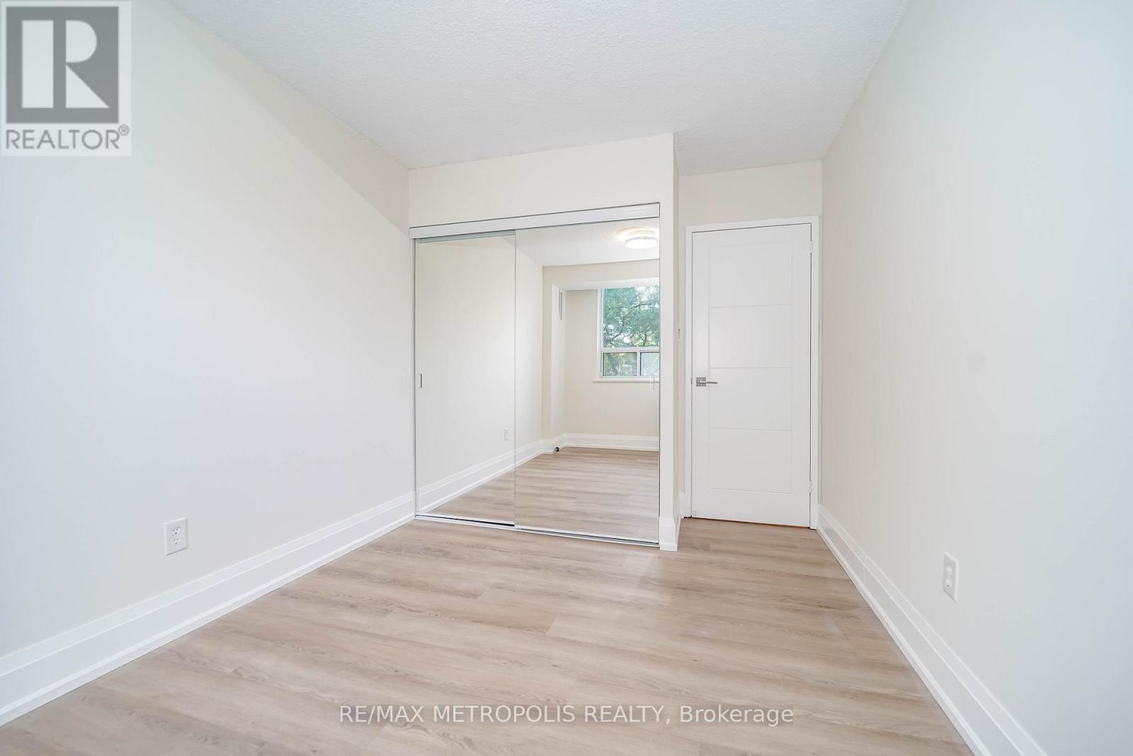 206 - 10 Muirhead Road, Toronto, Ontario  M2J 4P9 - Photo 19 - C12546160