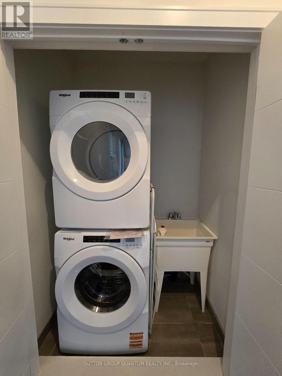 1401 Clarriage Court, Milton, Ontario  L9E 1L6 - Photo 18 - W12545904