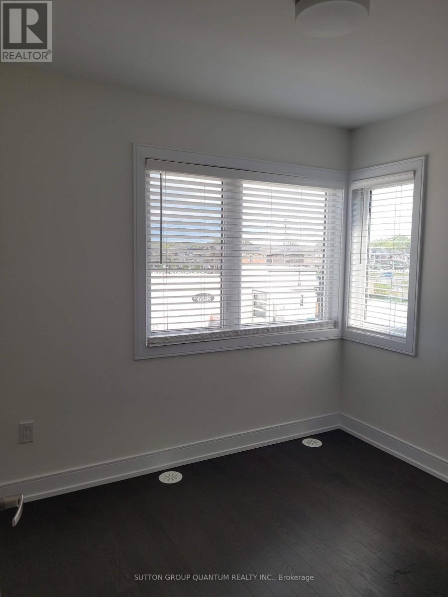 1401 Clarriage Court, Milton, Ontario  L9E 1L6 - Photo 14 - W12545904