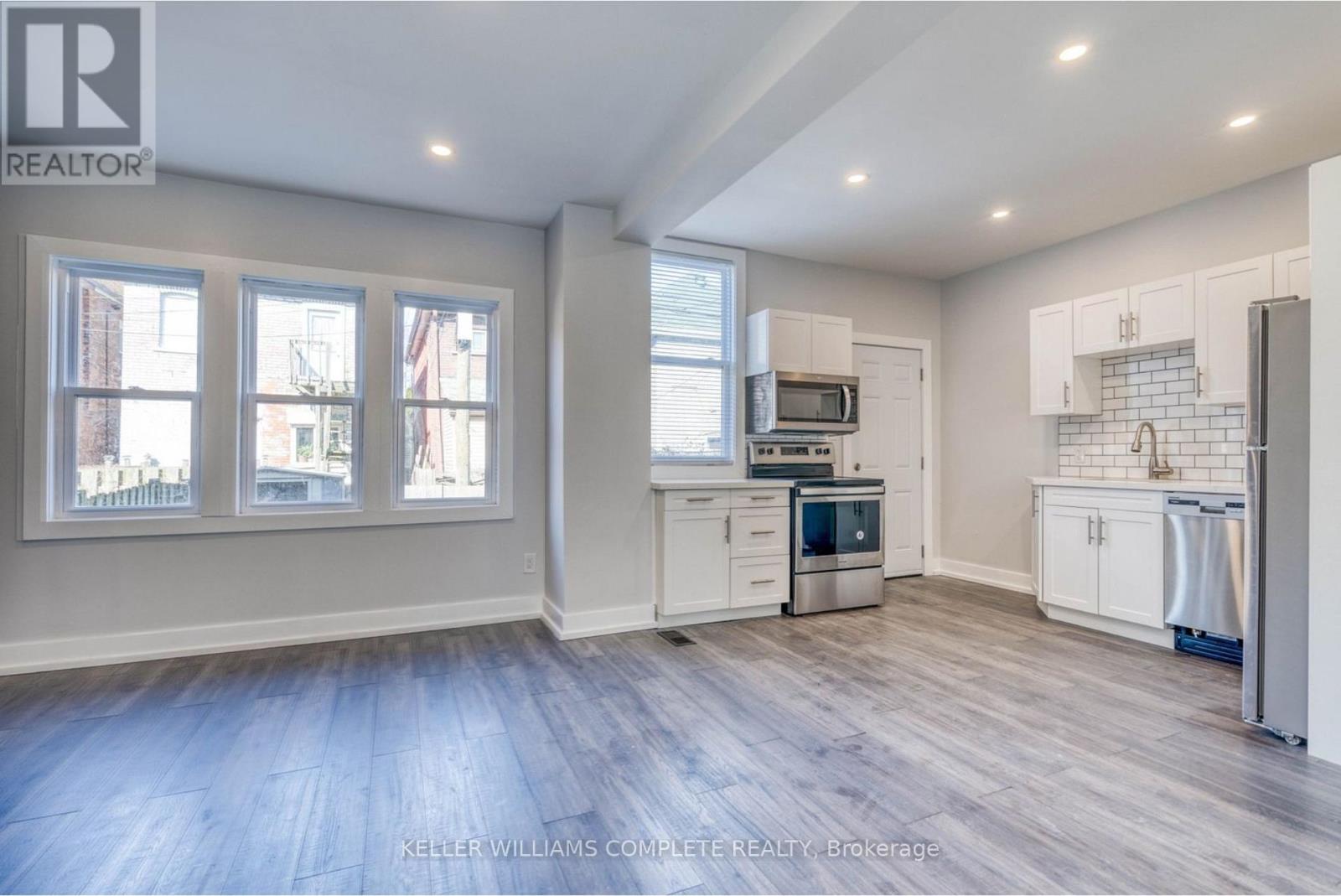 2 - 23 Gibson Avenue, Hamilton, Ontario  L8L 6J4 - Photo 3 - X12542214