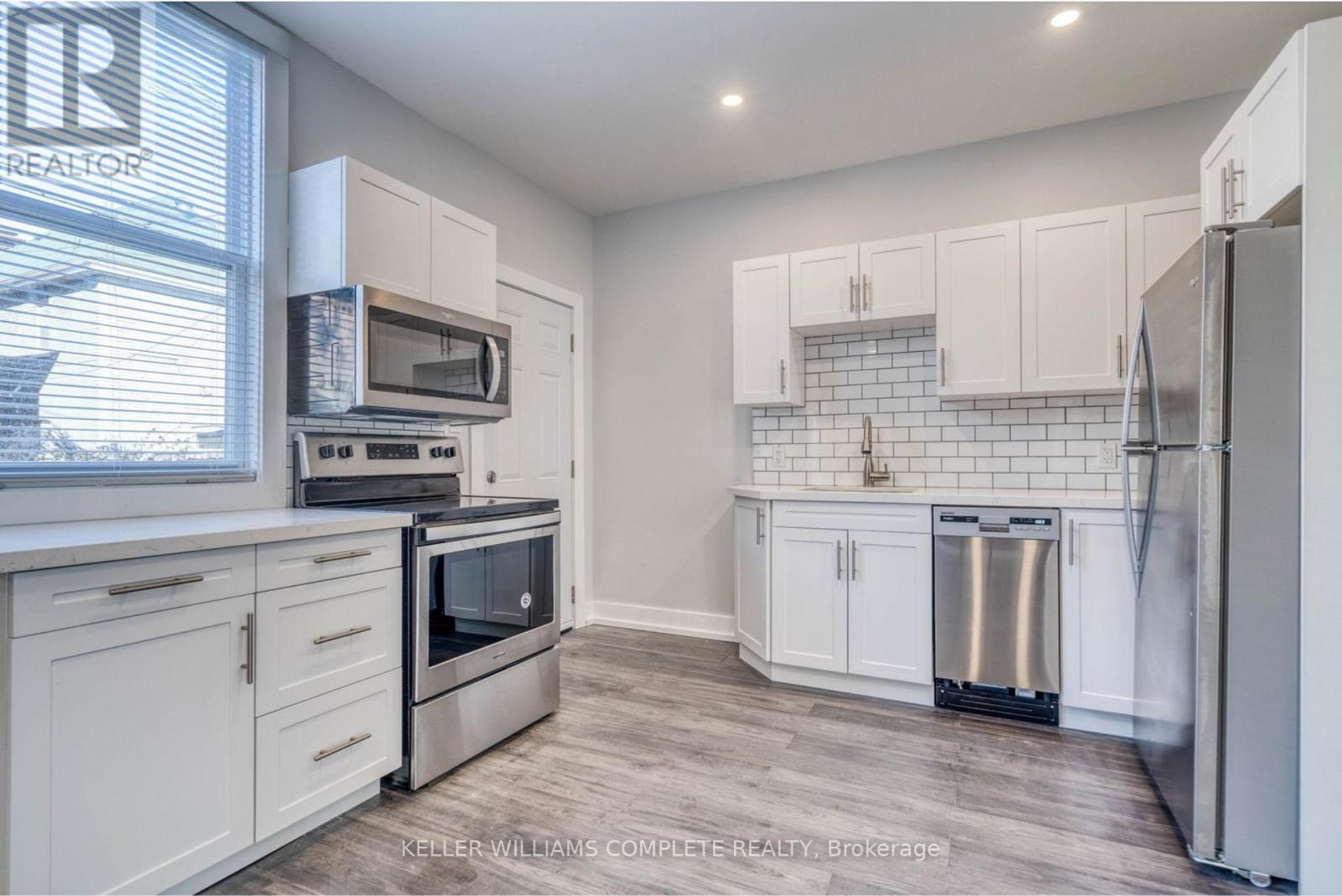 2 - 23 Gibson Avenue, Hamilton, Ontario  L8L 6J4 - Photo 5 - X12542214