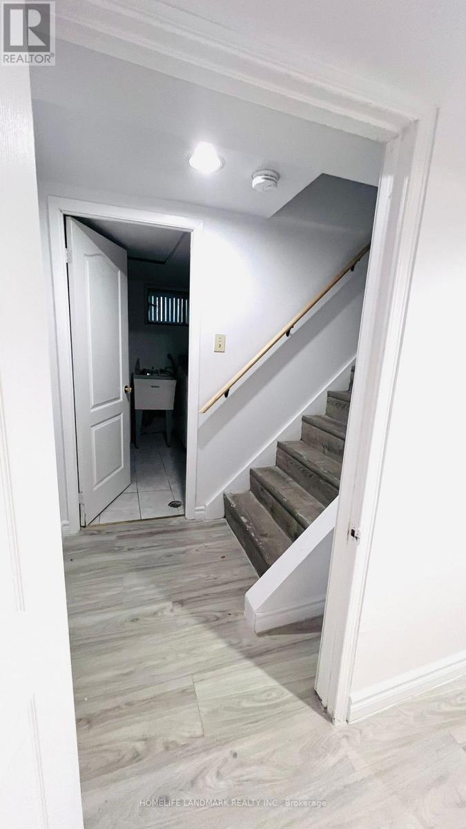 29 Penzance Drive, Toronto, Ontario  M1K 4Z4 - Photo 2 - E12546166