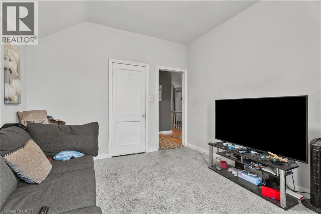 246 Mary Street, Hamilton, Ontario L8L 4W1 - Photo 15 - 40788362