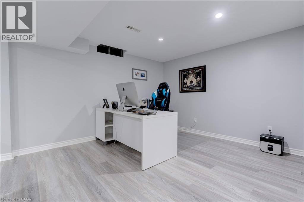 2197 Donald Road, Burlington, Ontario L7M 3R8 - Photo 34 - 40788265