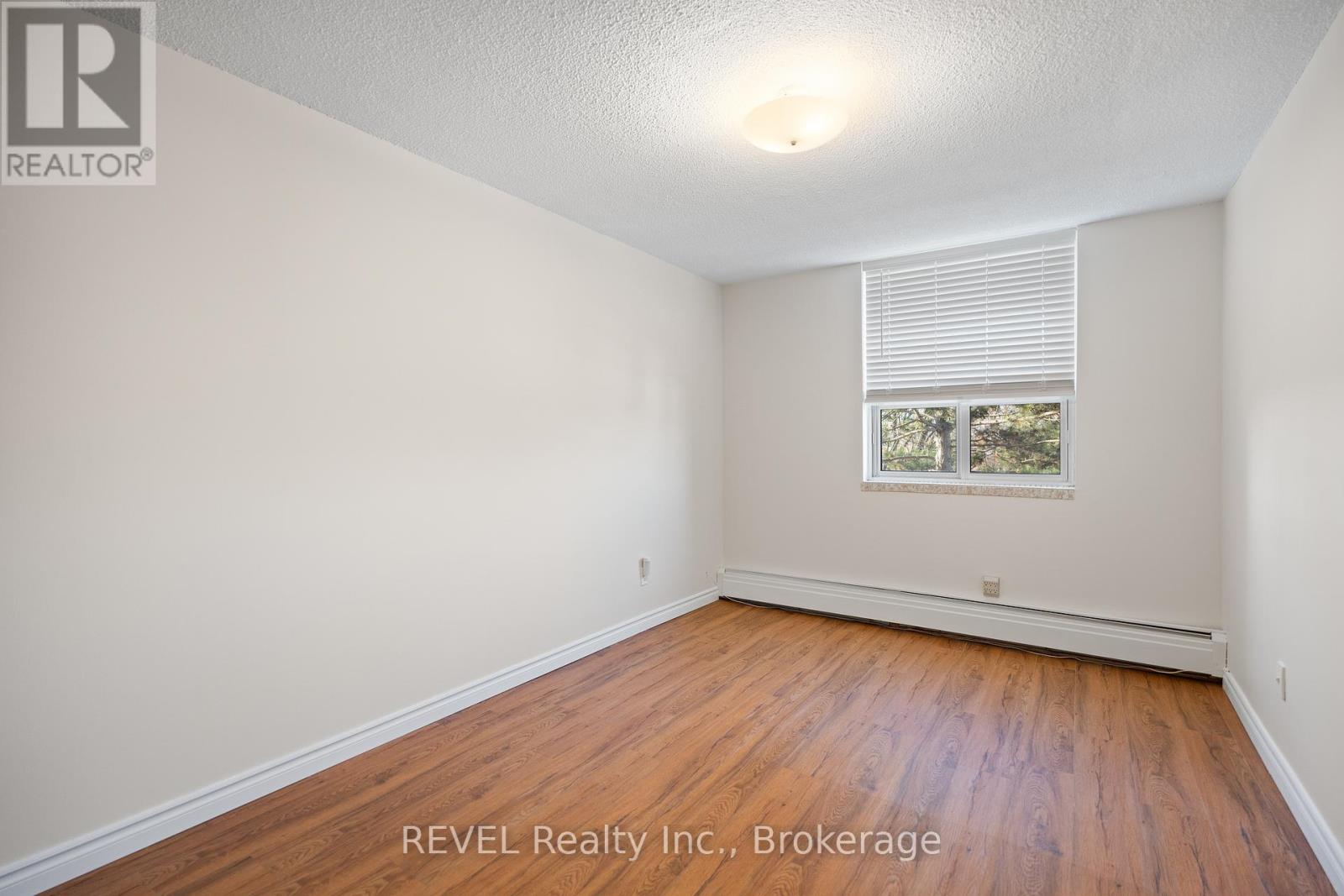 411 - 365 Geneva Street, St. Catharines, Ontario L2N 5S7 - Photo 18 - X12546372