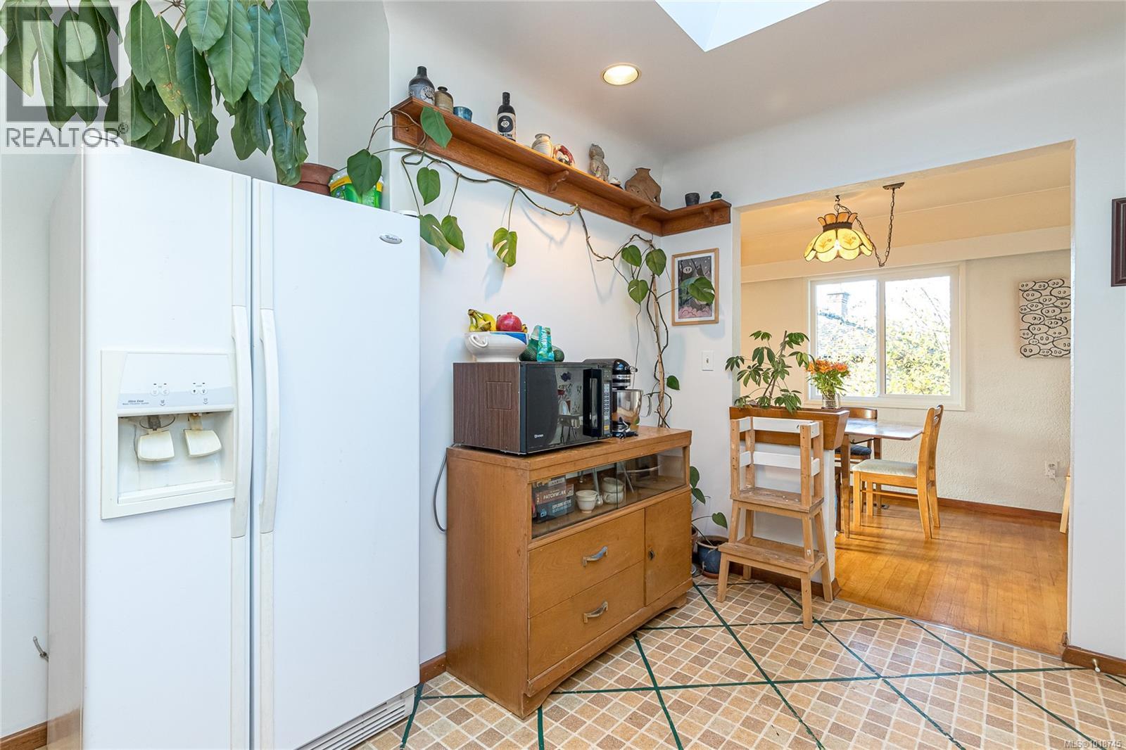 870 Beckwith Ave, Saanich, British Columbia  V8X 3S4 - Photo 16 - 1018745