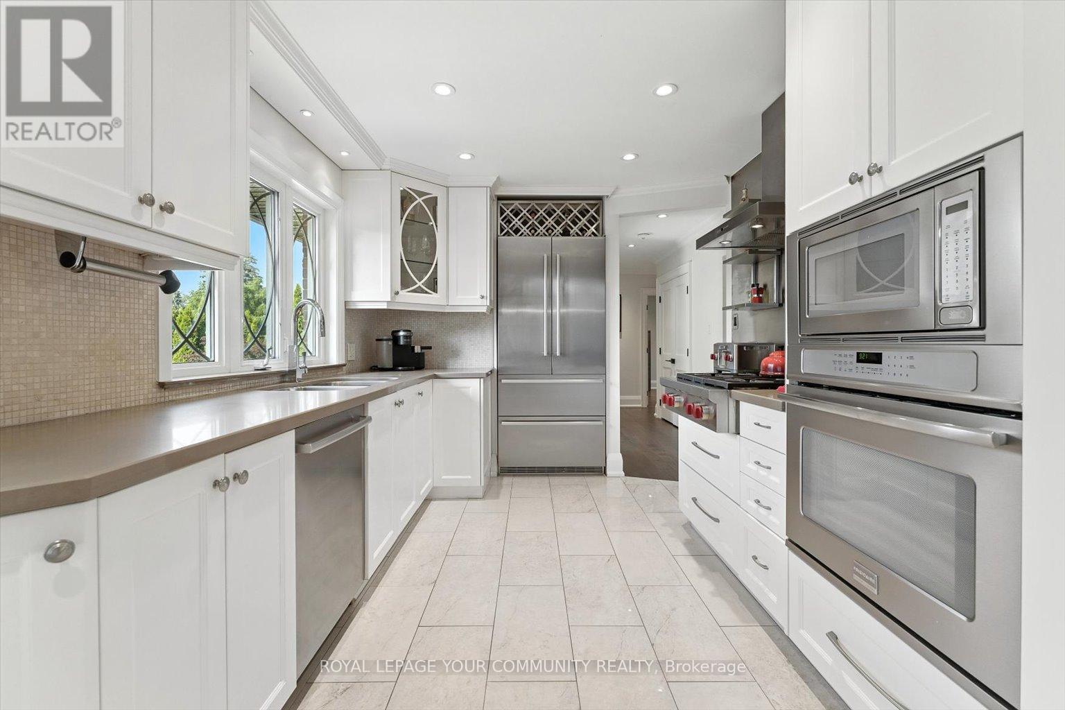 165 Clearview Heights, King, Ontario  L7B 1H2 - Photo 13 - N12546200