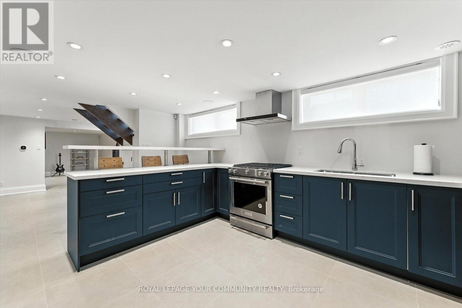 165 Clearview Heights, King, Ontario  L7B 1H2 - Photo 30 - N12546200