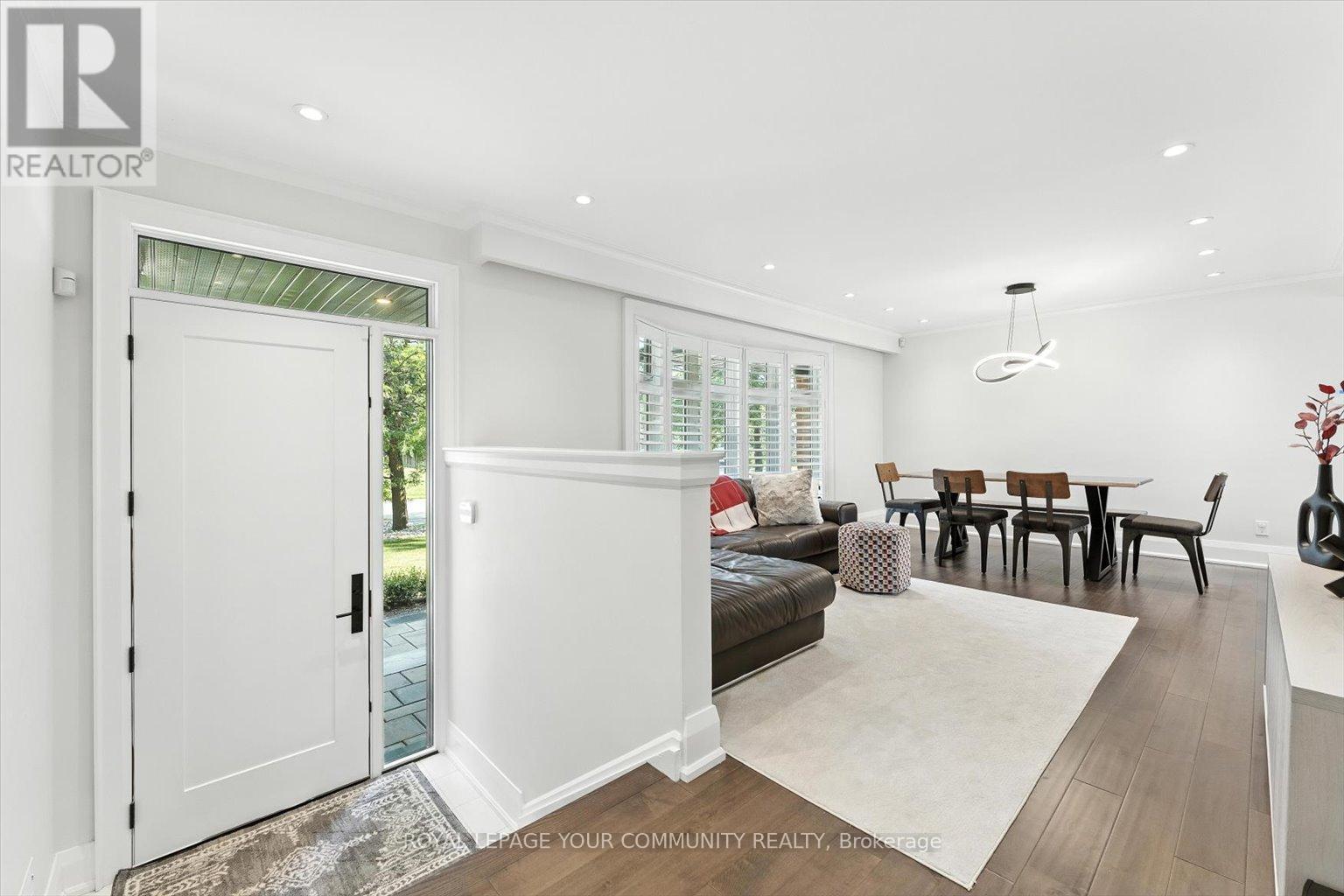 165 Clearview Heights, King, Ontario  L7B 1H2 - Photo 4 - N12546200