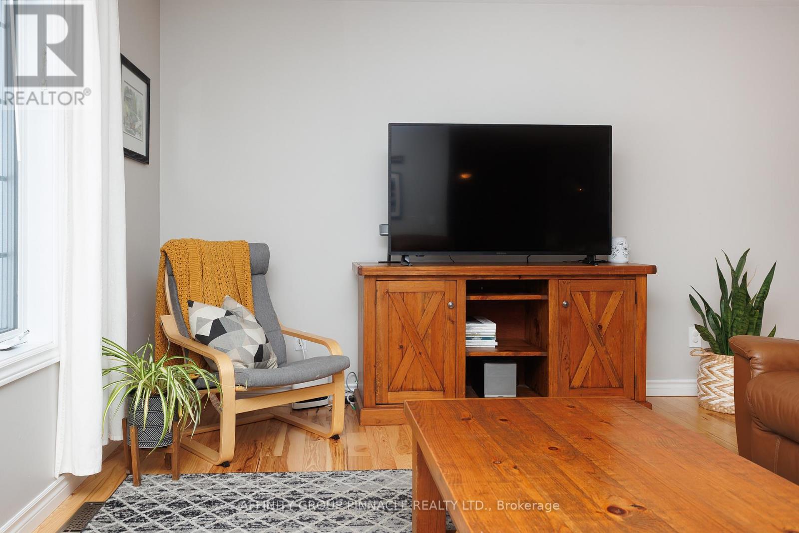 2017 Sturgeon Road, Kawartha Lakes, Ontario K0M 1L0 - Photo 18 - X12546250