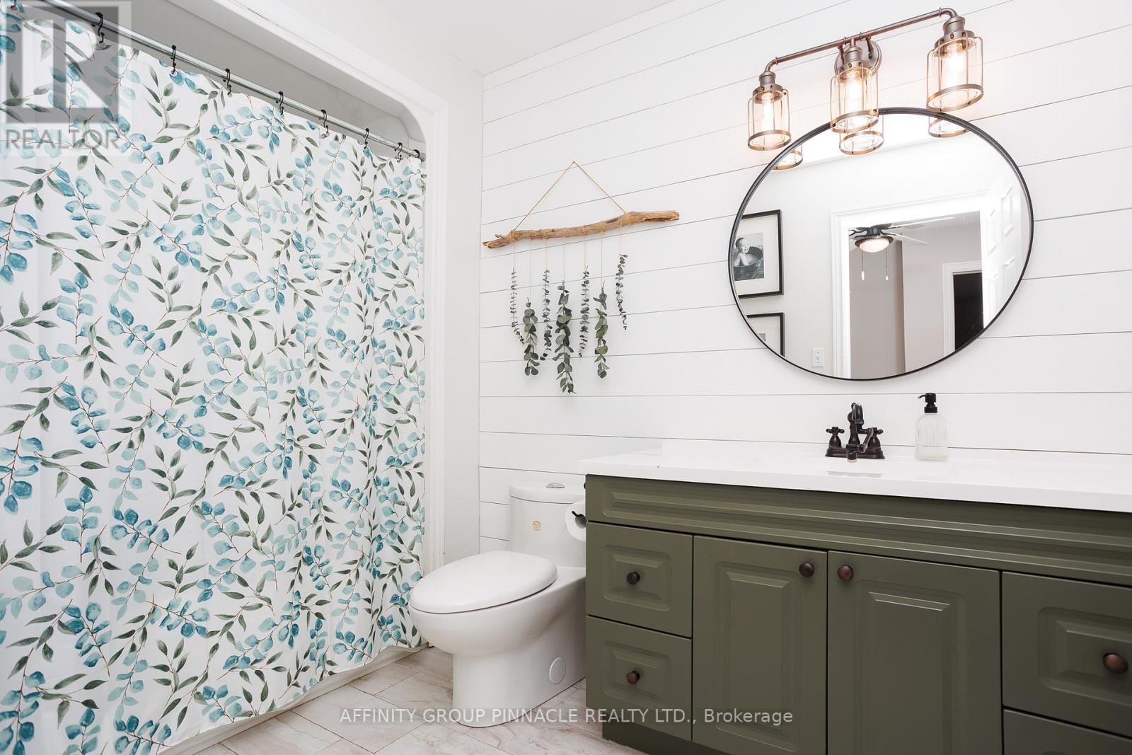 2017 Sturgeon Road, Kawartha Lakes, Ontario K0M 1L0 - Photo 19 - X12546250