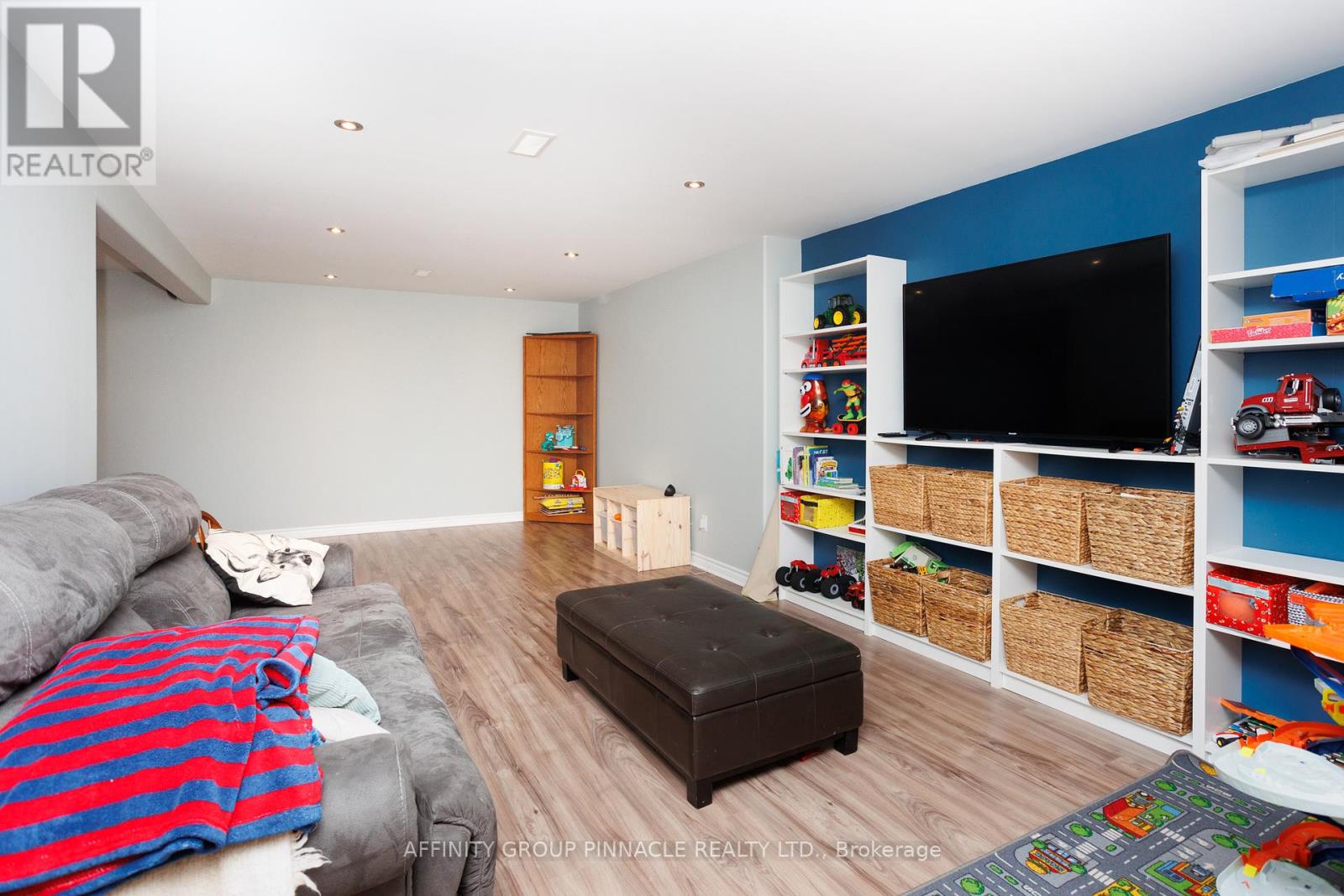 2017 Sturgeon Road, Kawartha Lakes, Ontario K0M 1L0 - Photo 32 - X12546250