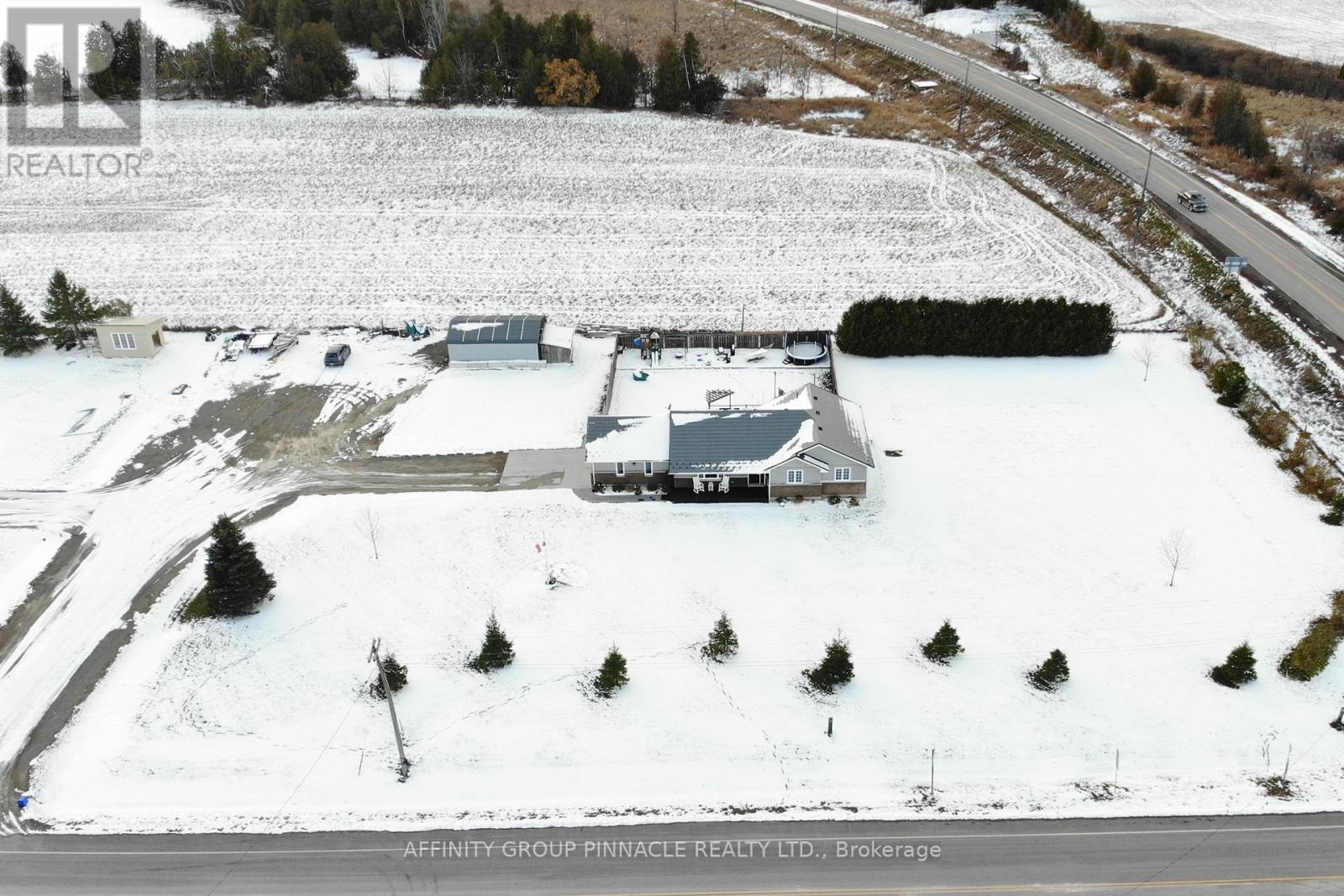 2017 Sturgeon Road, Kawartha Lakes, Ontario K0M 1L0 - Photo 49 - X12546250