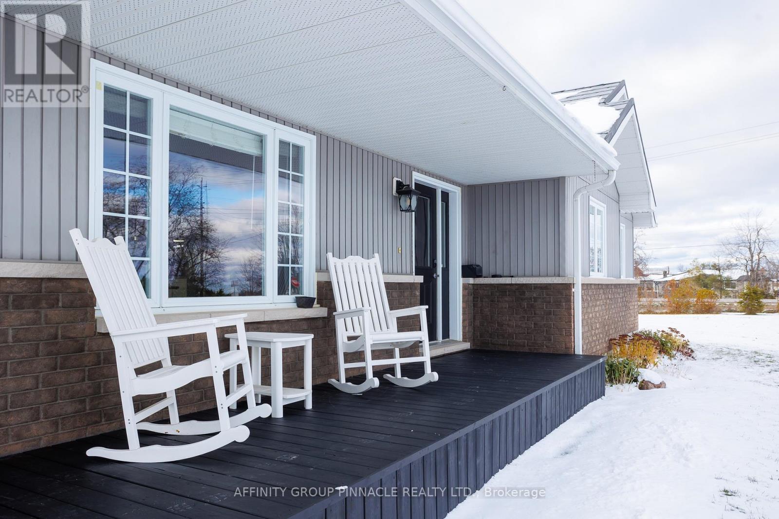 2017 Sturgeon Road, Kawartha Lakes, Ontario K0M 1L0 - Photo 5 - X12546250