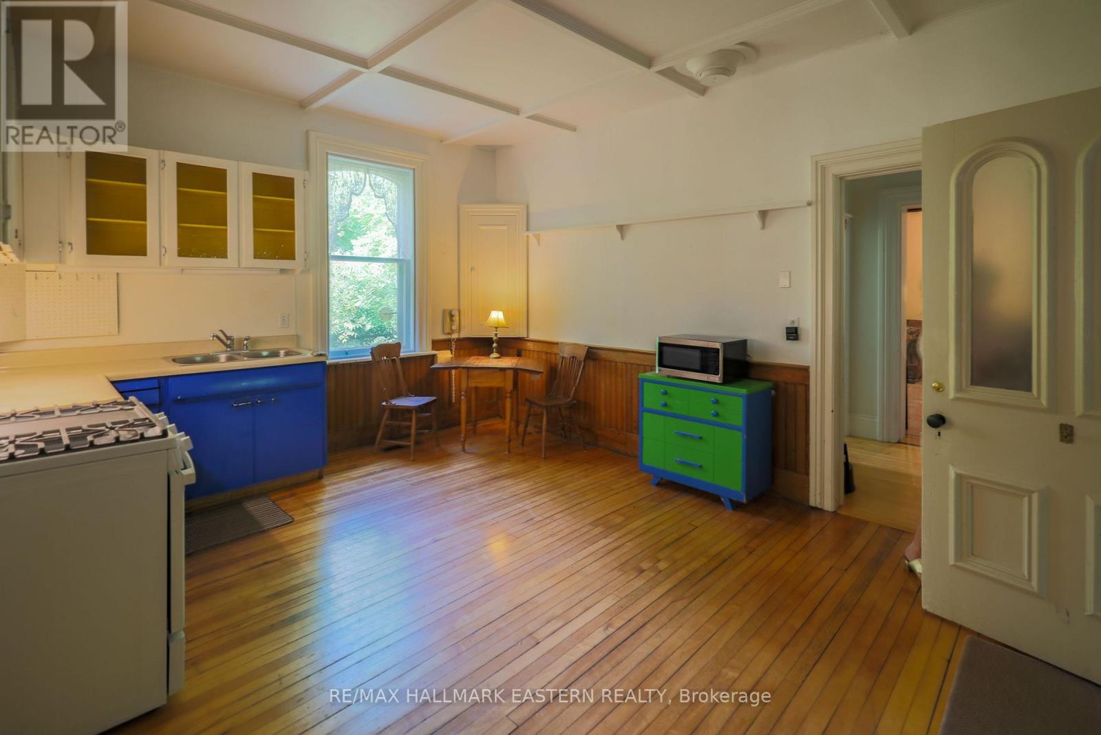 4372 County Road 29, Douro-Dummer, Ontario K0L 2H0 - Photo 12 - X12546334