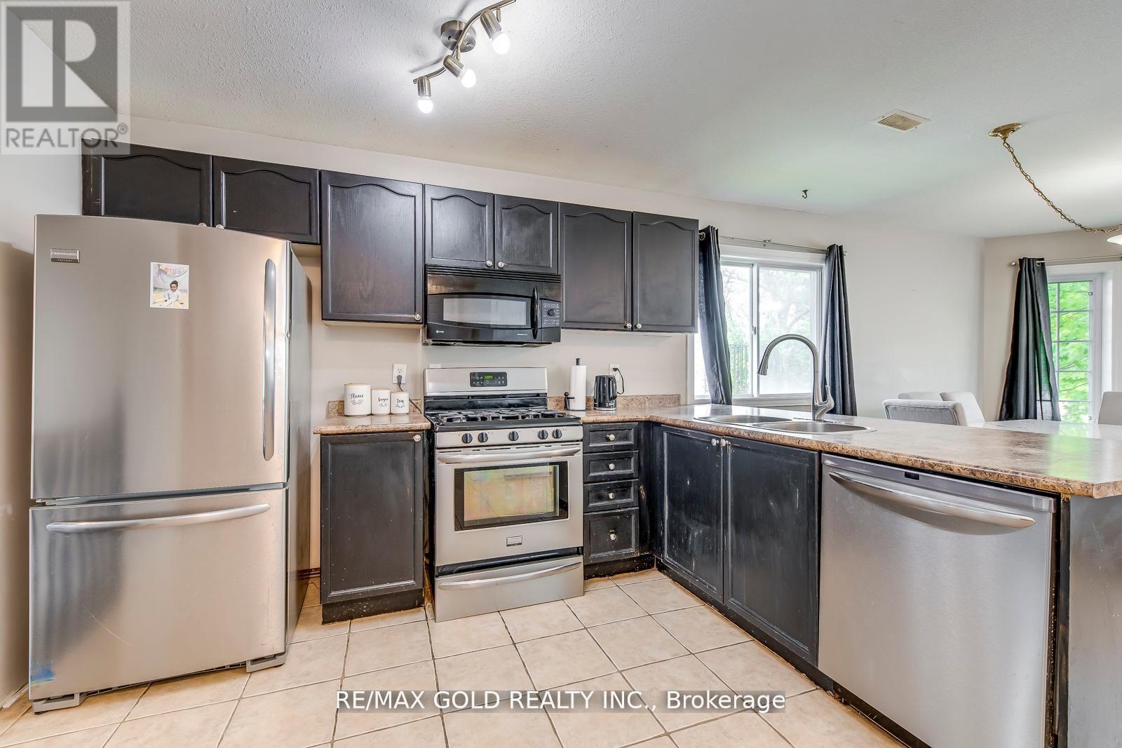 75 Campbell Avenue, Barrie, Ontario  L4N 2T2 - Photo 10 - S12546208