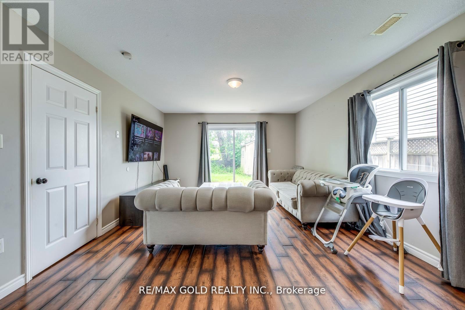 75 Campbell Avenue, Barrie, Ontario  L4N 2T2 - Photo 11 - S12546208