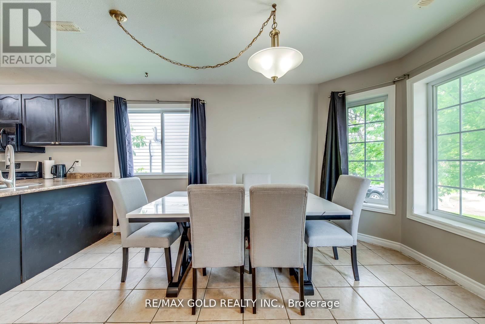 75 Campbell Avenue, Barrie, Ontario  L4N 2T2 - Photo 5 - S12546208