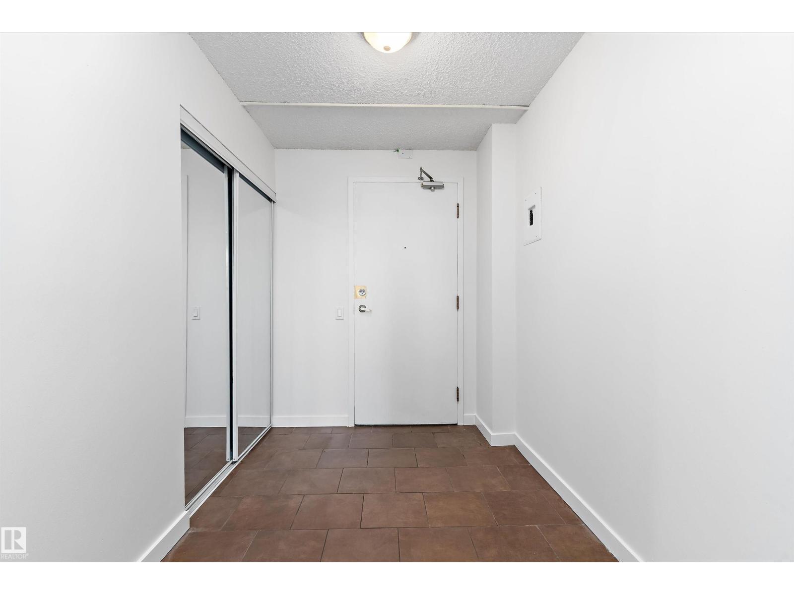 #408 10145 109 St Nw, Edmonton, Alberta  T5J 3M5 - Photo 6 - E4465766