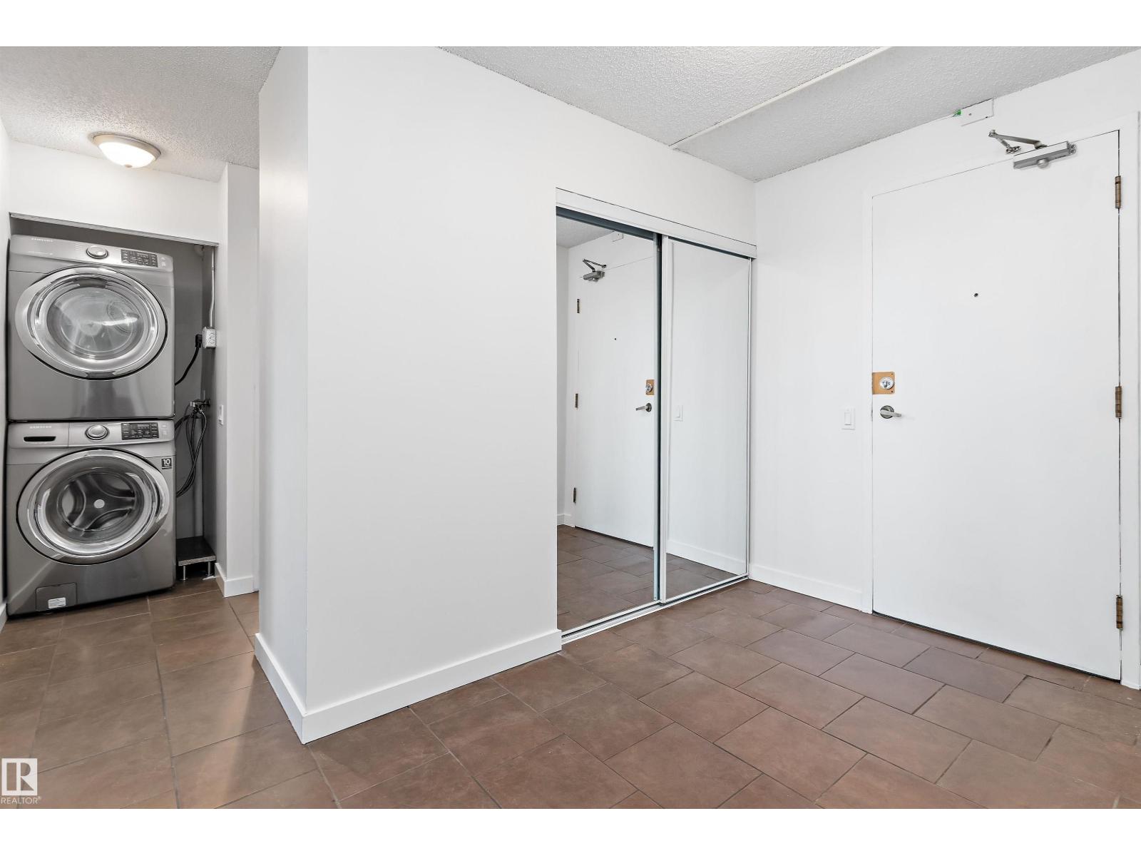 #408 10145 109 St Nw, Edmonton, Alberta  T5J 3M5 - Photo 7 - E4465766