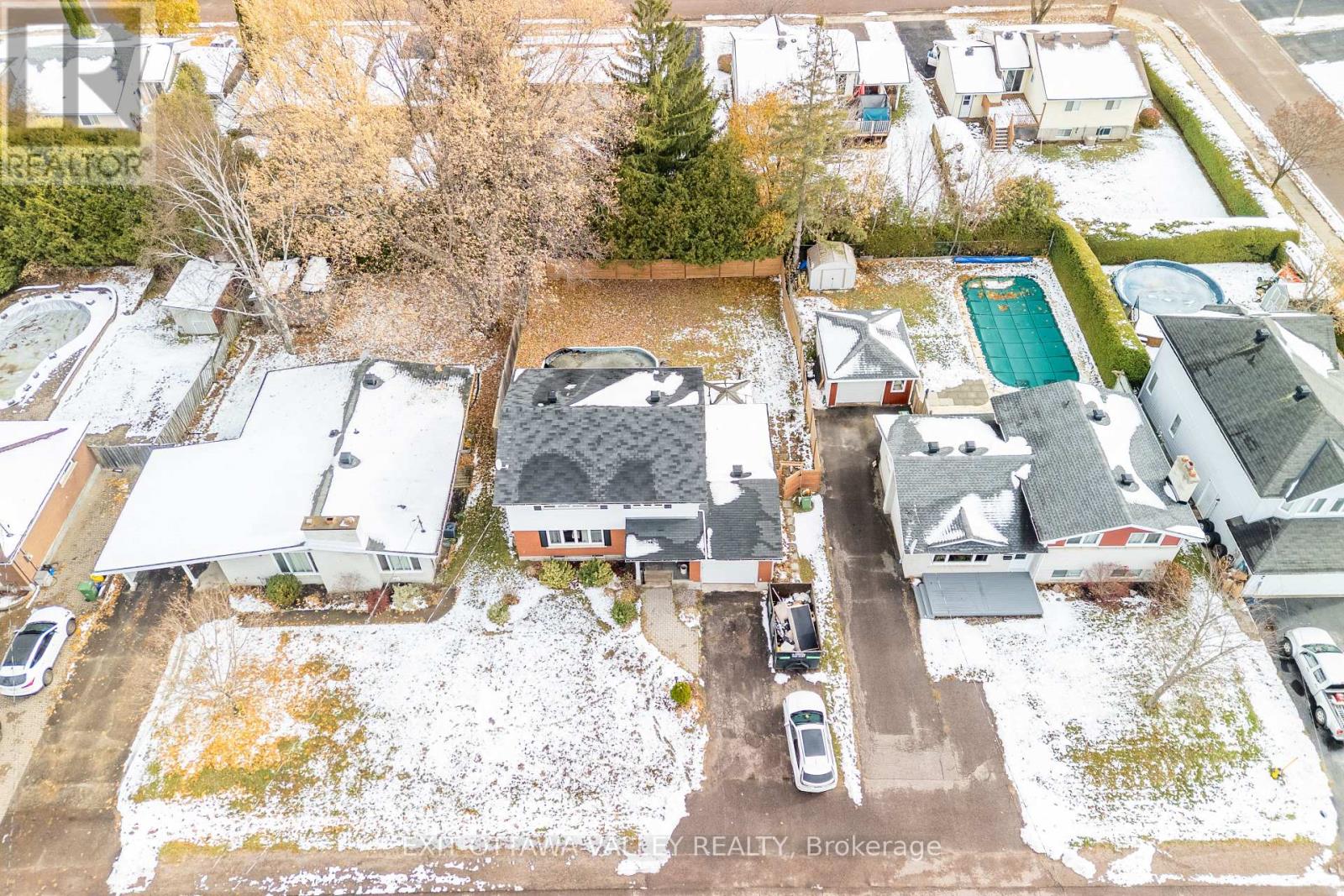 321 Patricia Avenue, Pembroke, Ontario  K8A 2C1 - Photo 4 - X12546456