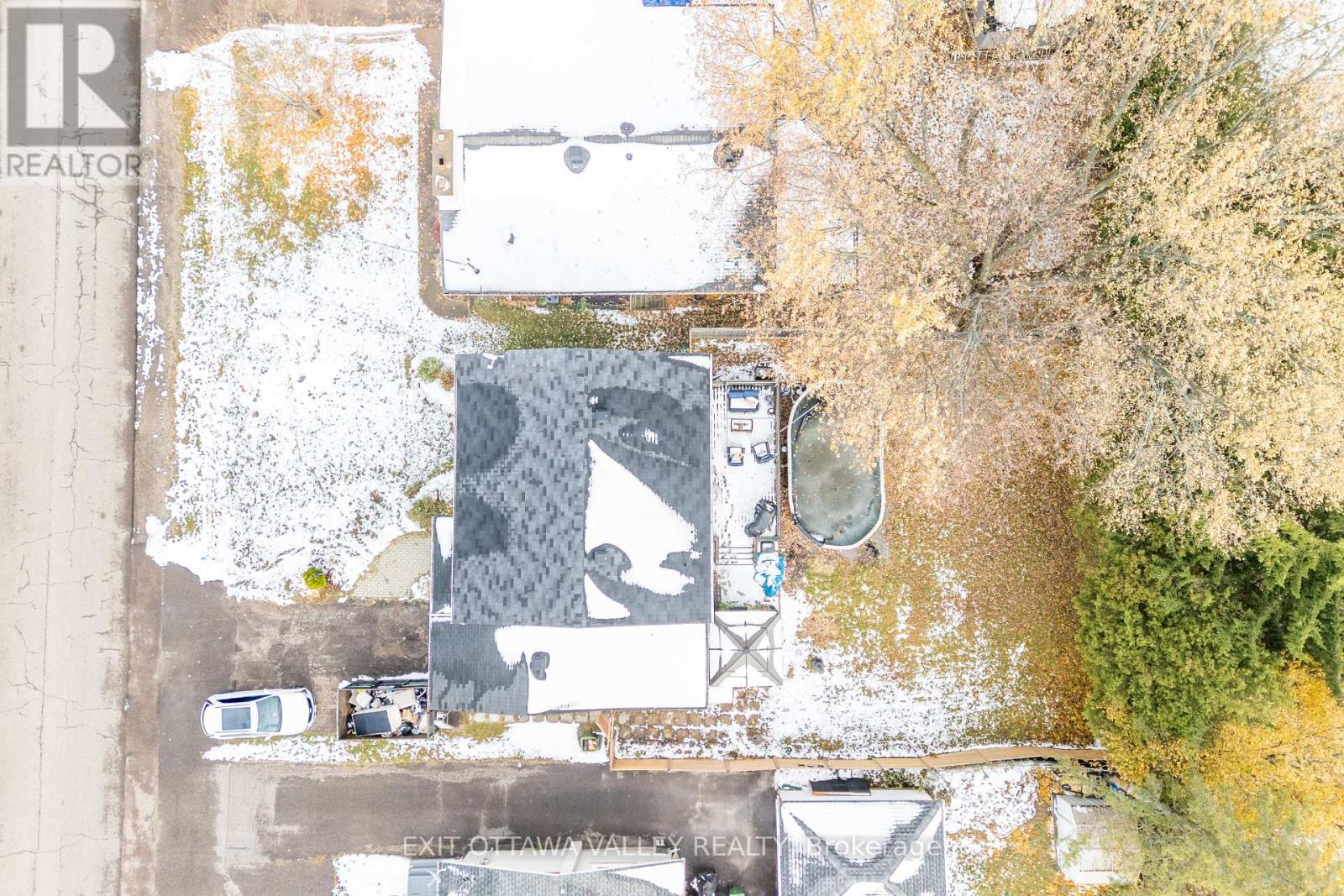 321 Patricia Avenue, Pembroke, Ontario  K8A 2C1 - Photo 5 - X12546456