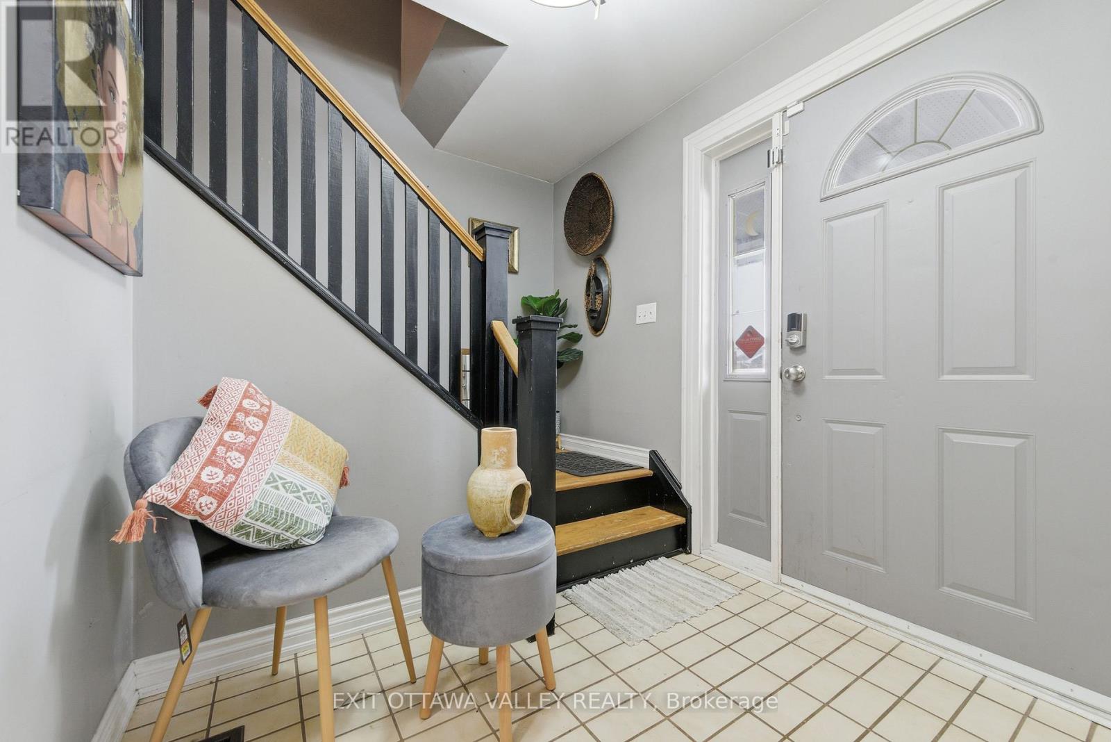 321 Patricia Avenue, Pembroke, Ontario  K8A 2C1 - Photo 8 - X12546456