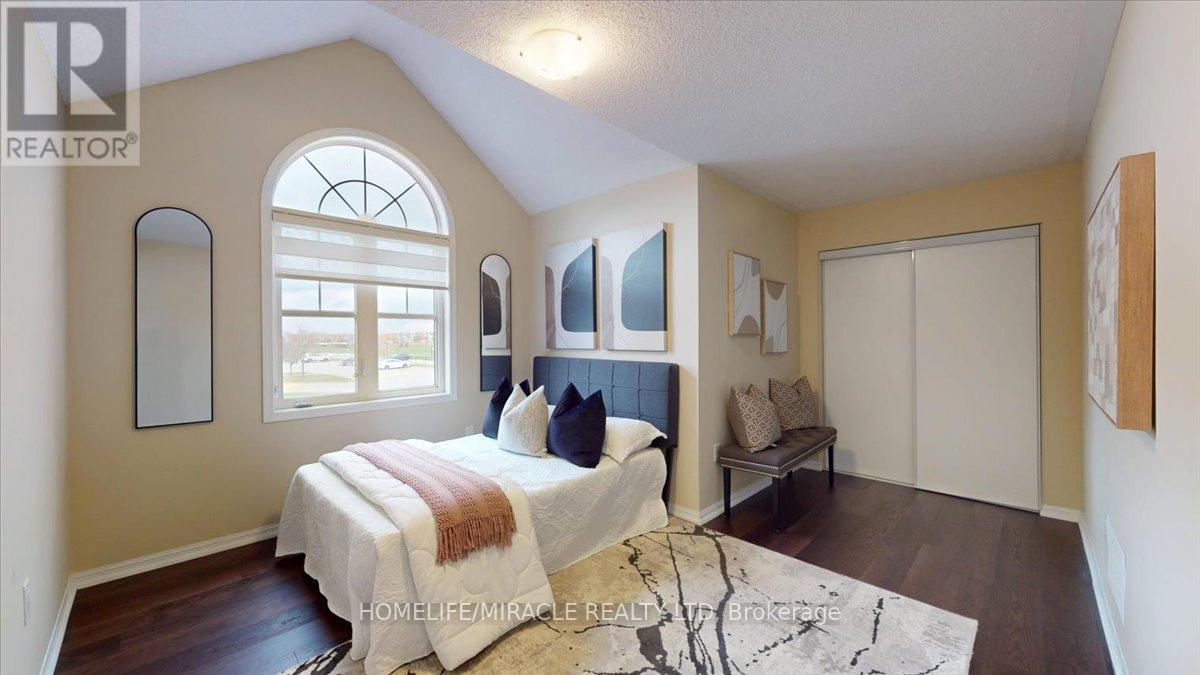 730 Bolingbroke Drive, Milton, Ontario  L9T 6Z3 - Photo 25 - W12546172