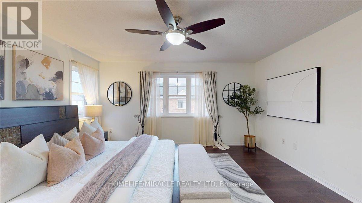 730 Bolingbroke Drive, Milton, Ontario  L9T 6Z3 - Photo 34 - W12546172