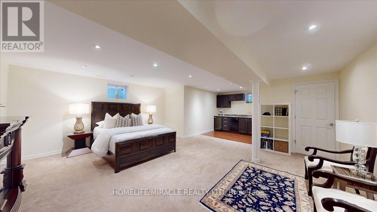 730 Bolingbroke Drive, Milton, Ontario  L9T 6Z3 - Photo 39 - W12546172