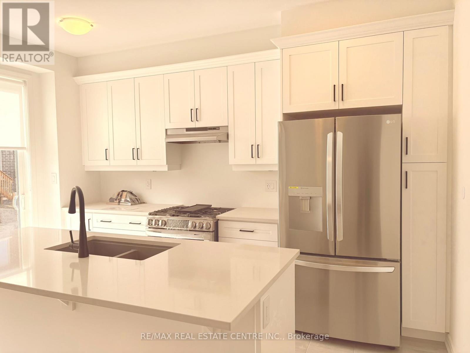 1166 Stirling Todd Terrace, Milton, Ontario  L9E 2E2 - Photo 10 - W12546192