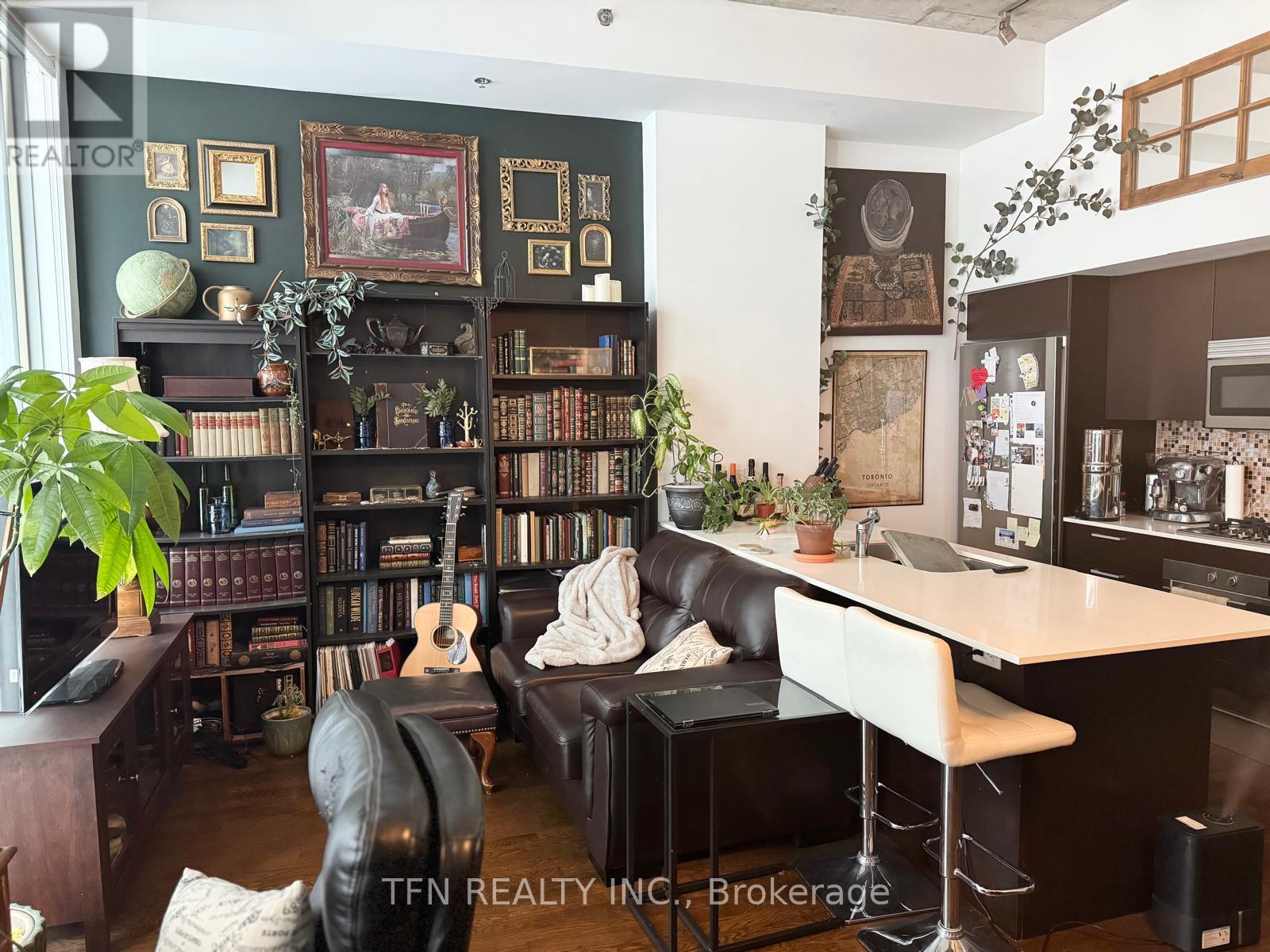 1605 - 375 KING STREET W, Toronto, Ontario